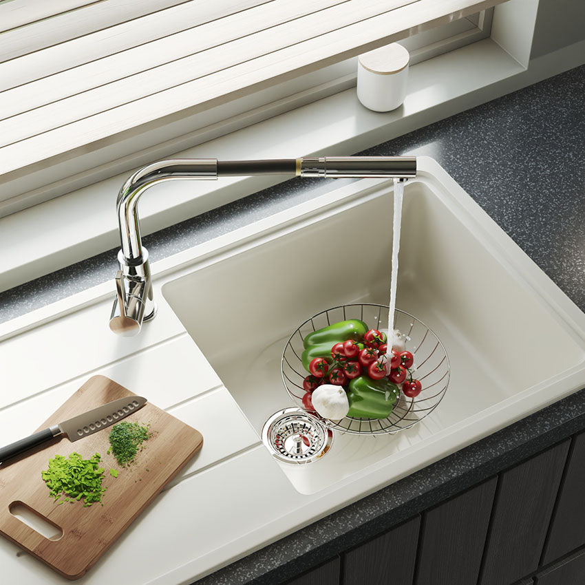 Pull-Out, Pull-Down Kitchen Faucets